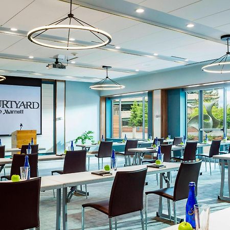 מלון Courtyard Burlington Harbor מראה חיצוני תמונה