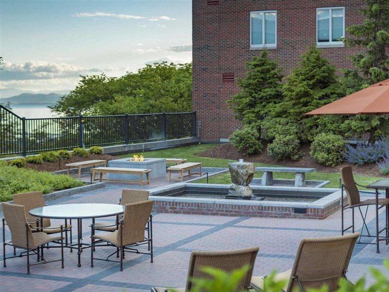 מלון Courtyard Burlington Harbor מראה חיצוני תמונה