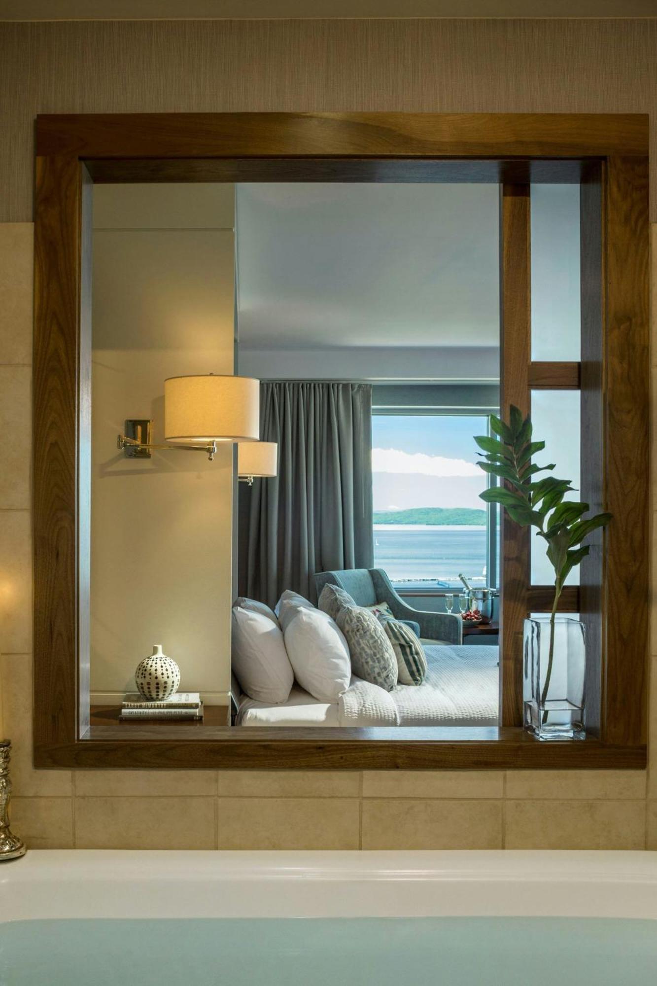 מלון Courtyard Burlington Harbor מראה חיצוני תמונה