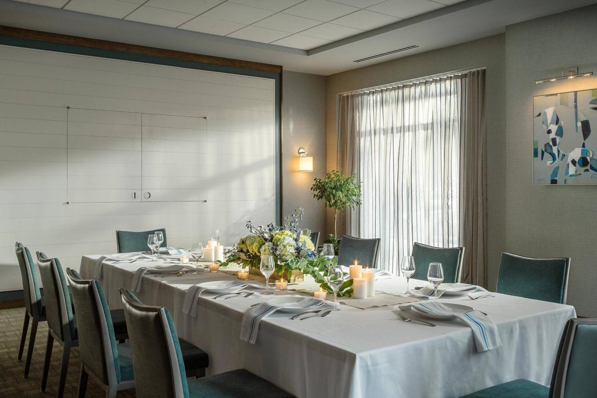 מלון Courtyard Burlington Harbor מראה חיצוני תמונה