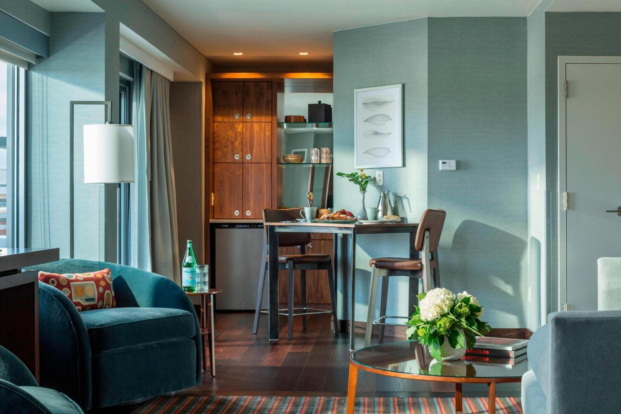 מלון Courtyard Burlington Harbor מראה חיצוני תמונה