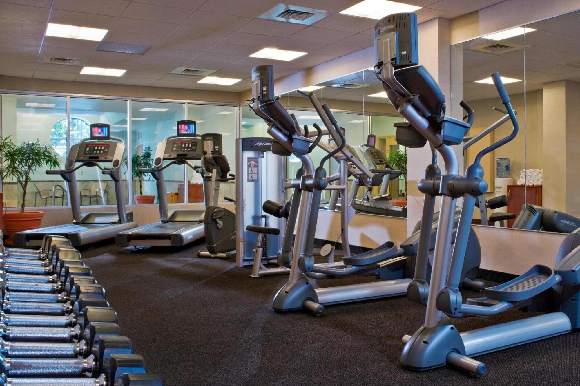 מלון Courtyard Burlington Harbor מראה חיצוני תמונה