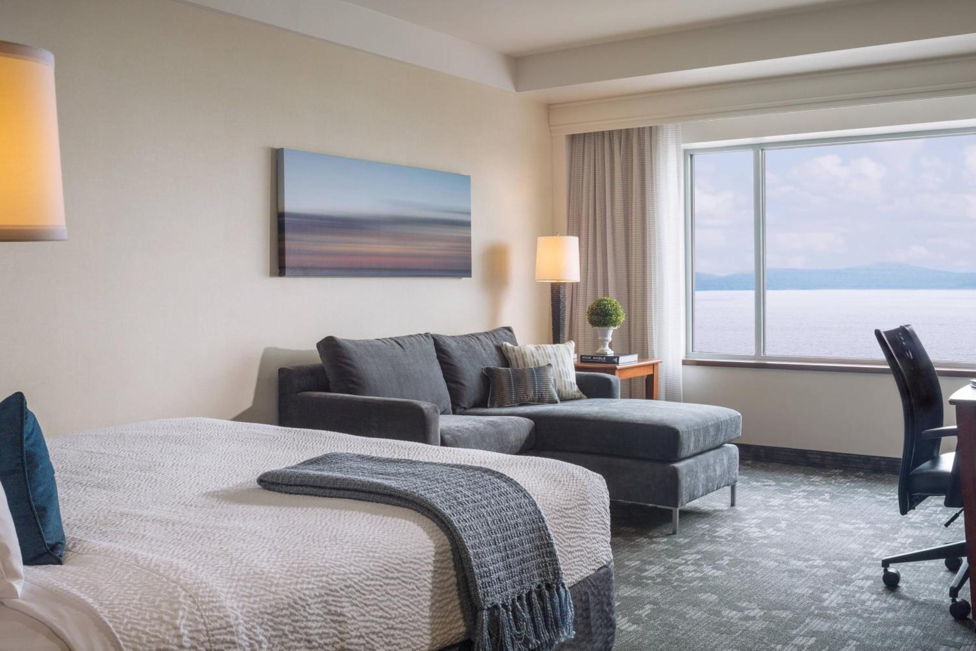מלון Courtyard Burlington Harbor מראה חיצוני תמונה