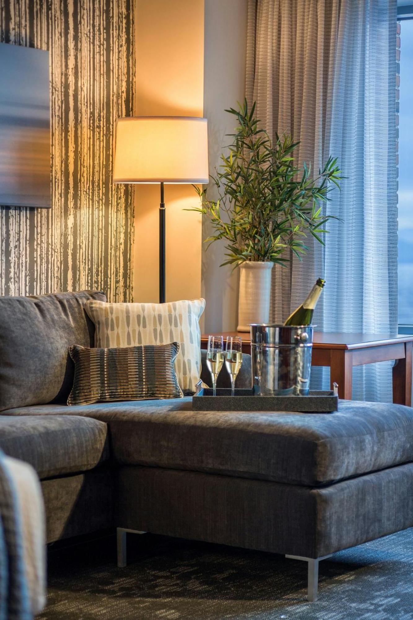 מלון Courtyard Burlington Harbor מראה חיצוני תמונה