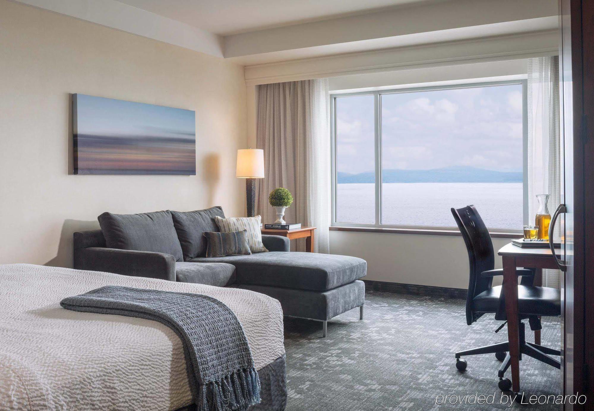 מלון Courtyard Burlington Harbor מראה חיצוני תמונה