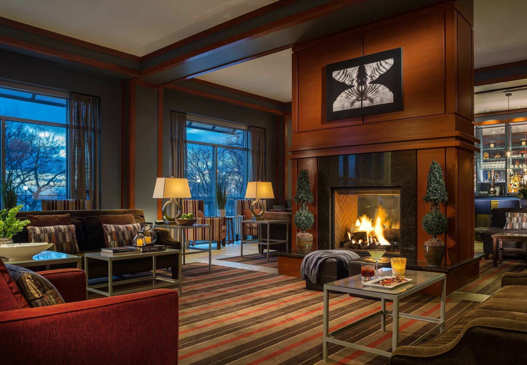 מלון Courtyard Burlington Harbor מראה חיצוני תמונה