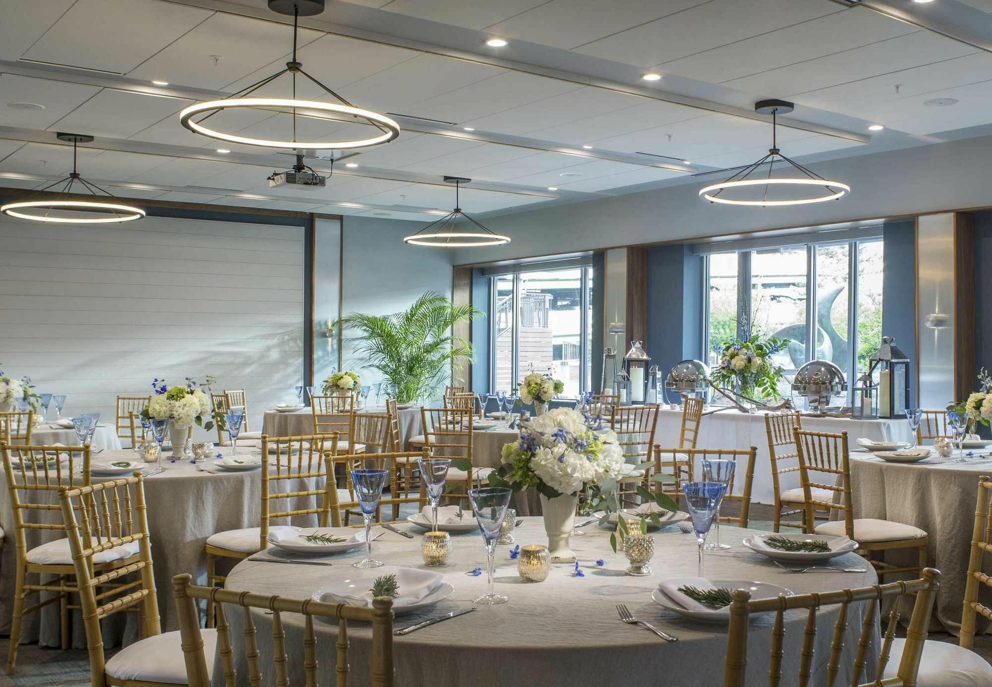 מלון Courtyard Burlington Harbor מראה חיצוני תמונה