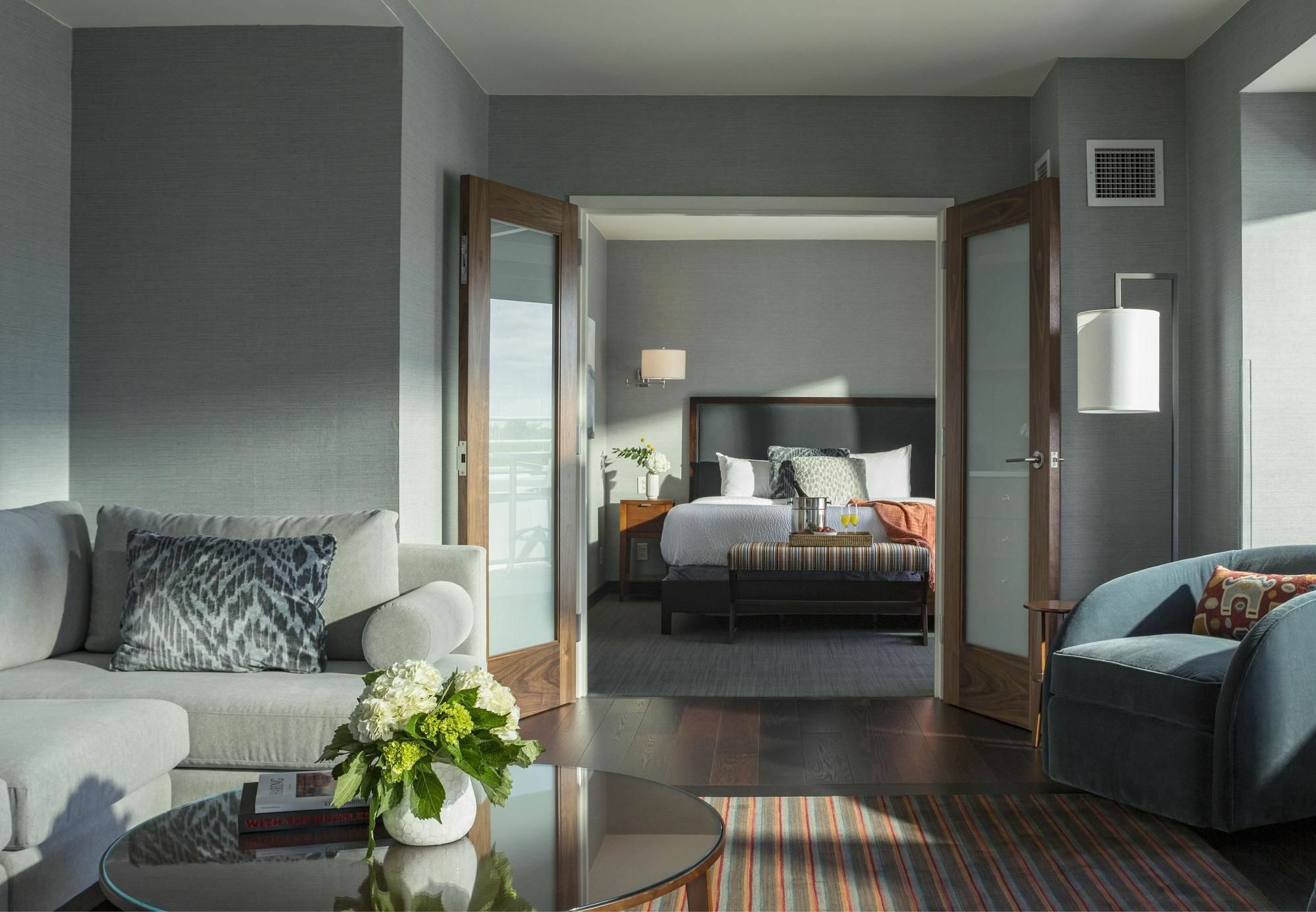 מלון Courtyard Burlington Harbor מראה חיצוני תמונה